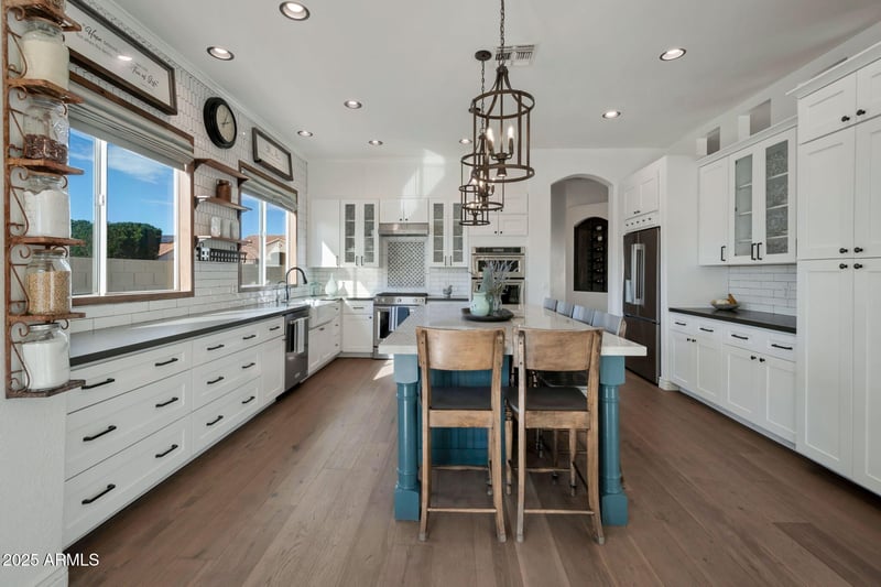 9705 Idaho Ave, Mesa, AZ 85209