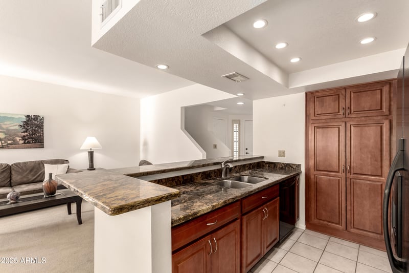 9705 Mountain View Rd #1064, Scottsdale, AZ 85258