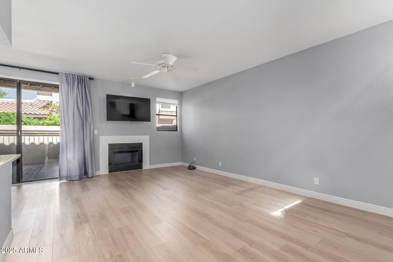 9705 Mountain View Rd #1126, Scottsdale, AZ 85258