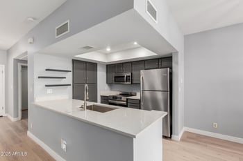 9705 Mountain View Rd #1126, Scottsdale, AZ 85258