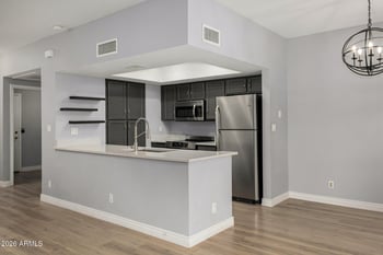 9705 Mountain View Rd #1126, Scottsdale, AZ 85258