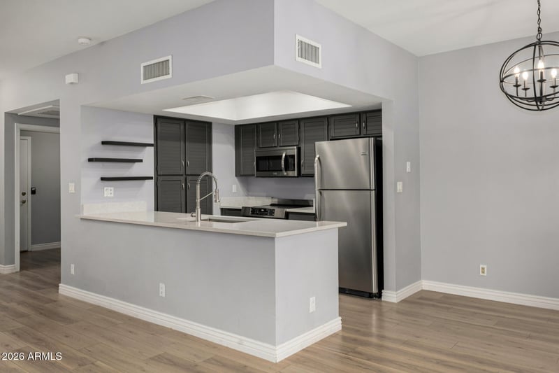 9705 Mountain View Rd #1126, Scottsdale, AZ 85258