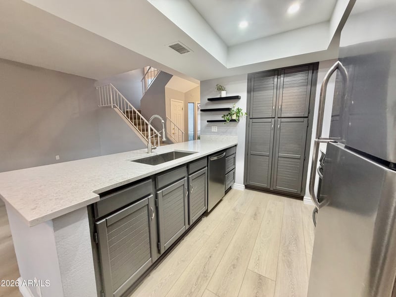 9705 Mountain View Rd #1126, Scottsdale, AZ 85258