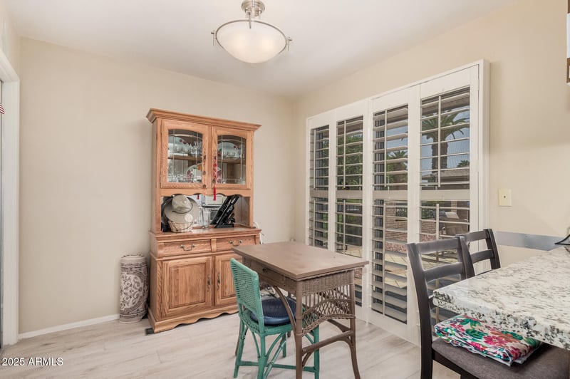 9705 Oak Ridge Dr, Sun City, AZ 85351