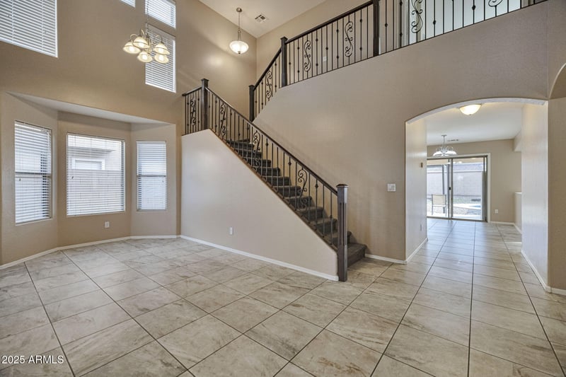 9705 Riverside Ave, Tolleson, AZ 85353