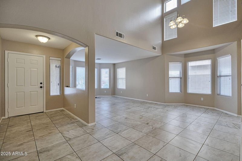 9705 Riverside Ave, Tolleson, AZ 85353