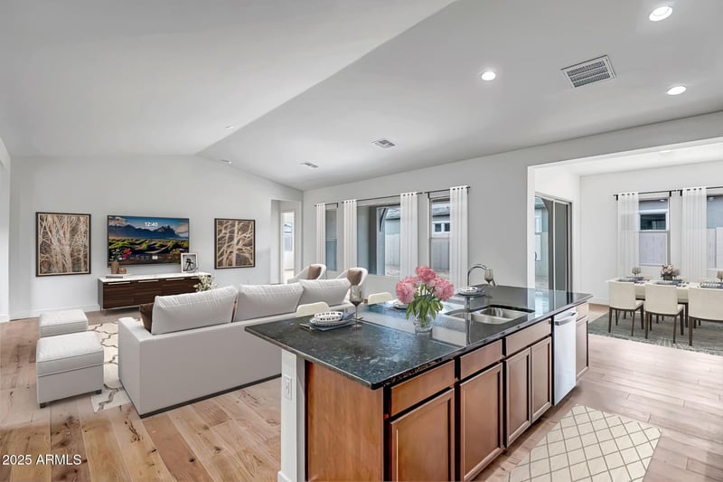 9705 Sector Dr, Mesa, AZ 85212