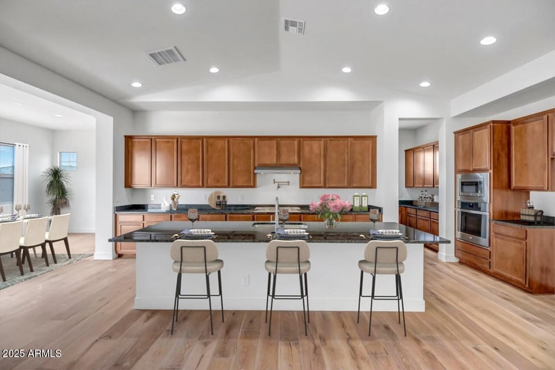 9705 Sector Dr, Mesa, AZ 85212