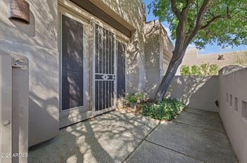 9706 Chuckwagon Ln, Scottsdale, AZ 85262
