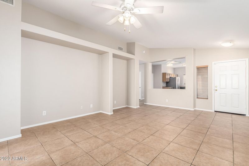 9706 E Knowles Ave, Mesa, AZ 85209