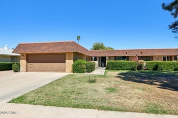 9706 Long Hills Dr, Sun, AZ 85351