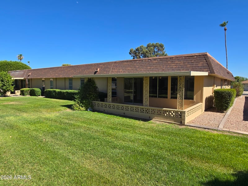 9706 Long Hills Dr, Sun City, AZ 85351