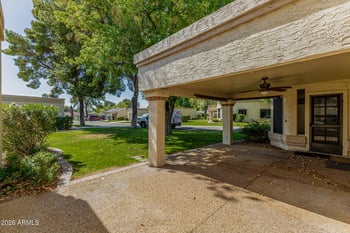 9707 Kerry Ln, Peoria, AZ 85382