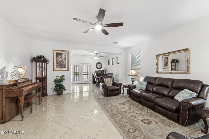 9708 E Javelina Ave, Mesa, AZ 85209