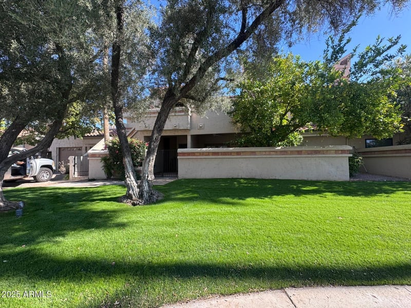 9709 Mountain View Rd #2705, Scottsdale, AZ 85258