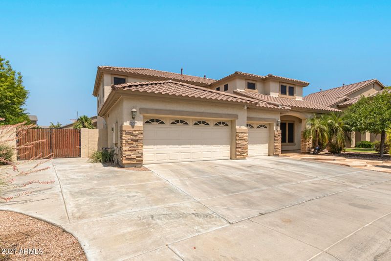 9709 S 46th Dr, Laveen, AZ 85339