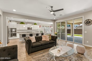 971 Zion Way, Chandler, AZ 85248