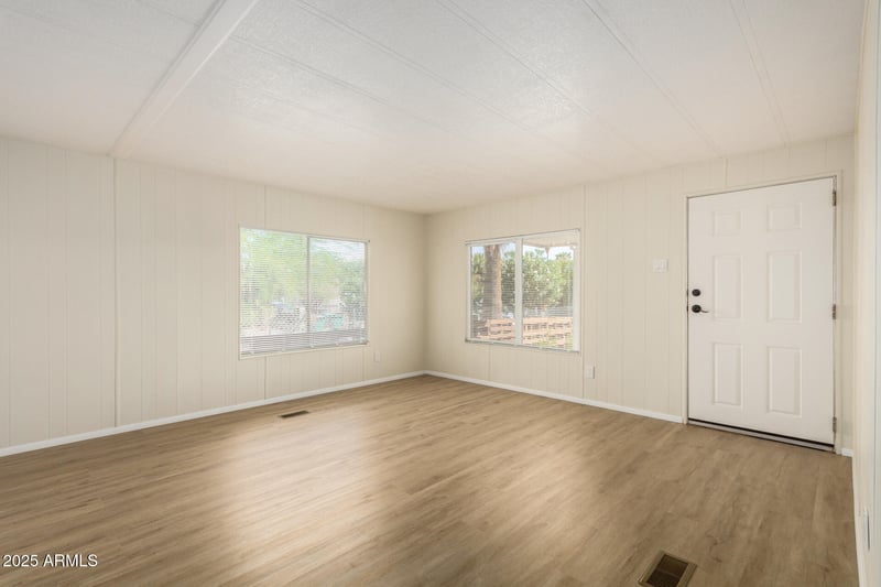 9710 Baywood Ave, Mesa, AZ 85208