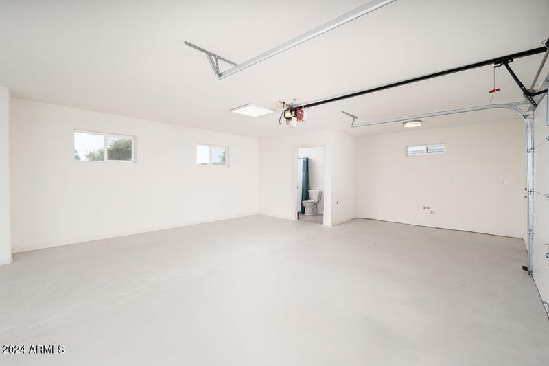 9710 Campana Dr, Sun City, AZ 85351