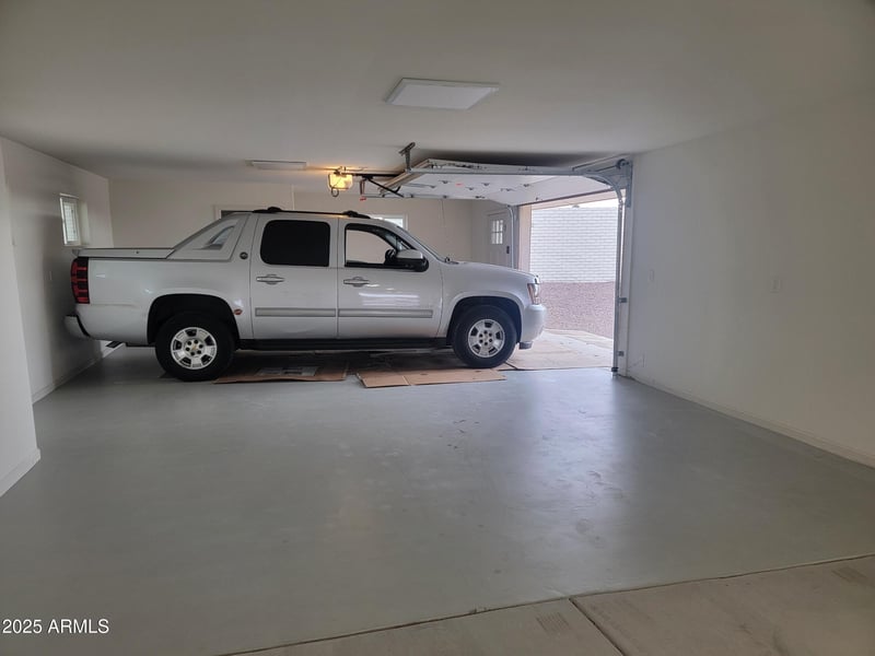 9710 Campana Dr, Sun City, AZ 85351