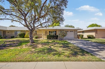 9710 Shasta Dr, Sun City, AZ 85351