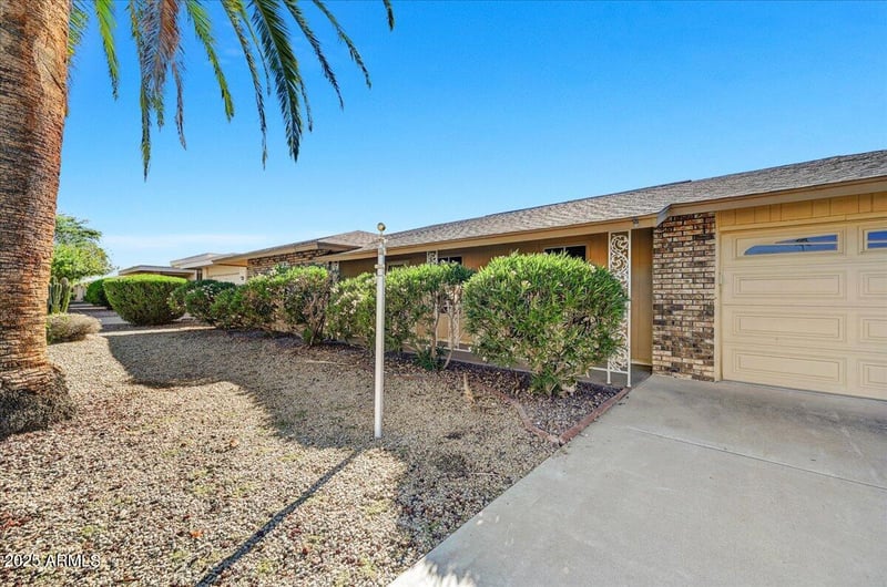 9711 Indian Hills Dr, Sun City, AZ 85351