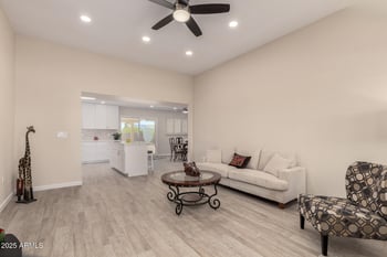 9713 Raintree Dr, Sun, AZ 85351