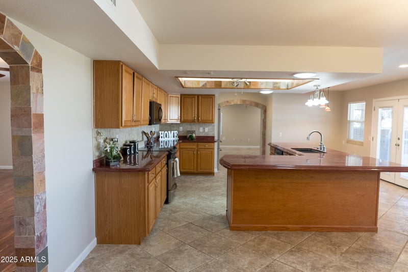 9714 Augusta Dr, Sun City, AZ 85351