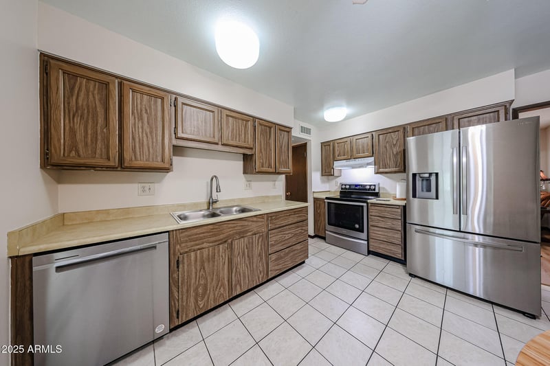 9714 Terrace Ln, Sun City, AZ 85373
