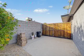 9715 Desert Hills Dr, Sun City, AZ 85351