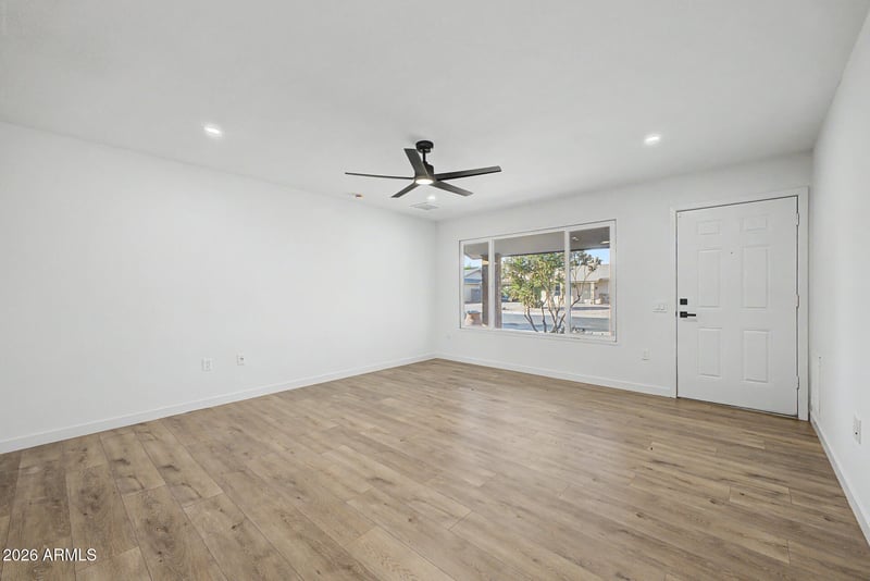 9715 Desert Hills Dr, Sun City, AZ 85351