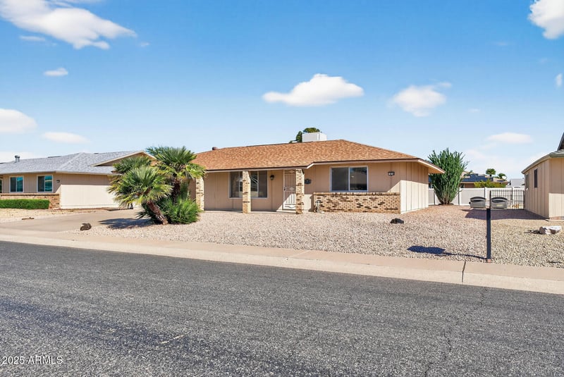 9716 Desert Hills Dr, Sun City, AZ 85351