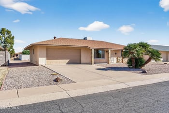9716 Desert Hills Dr, Sun City, AZ 85351