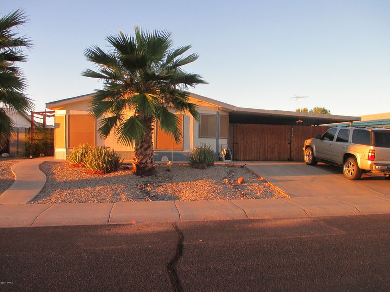 9716 E Empress Ave, Mesa, AZ 85208