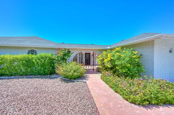 9717 Spanish Moss Ln, Sun City, AZ 85373
