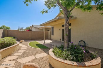 9718 Mountain View Rd, Peoria, AZ 85345