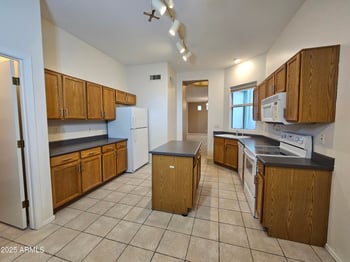 9718 Purdue Ave, Peoria, AZ 85345