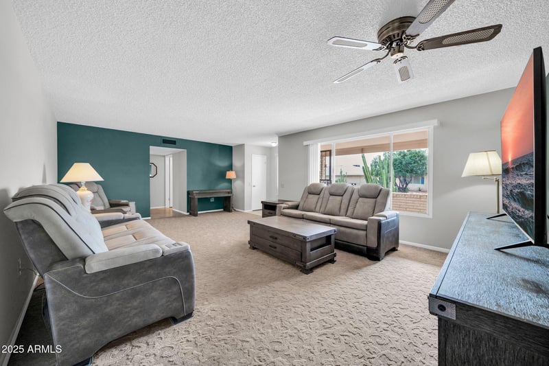 9718 Terrace Ln, Sun City, AZ 85373