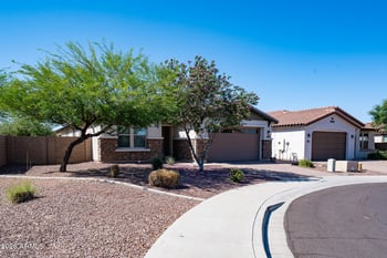 9719 Los Gatos Dr, Peoria, AZ 85383