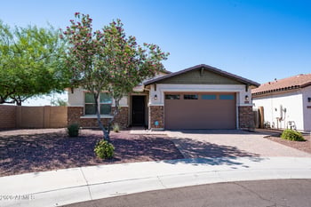 9719 Los Gatos Dr, Peoria, AZ 85383