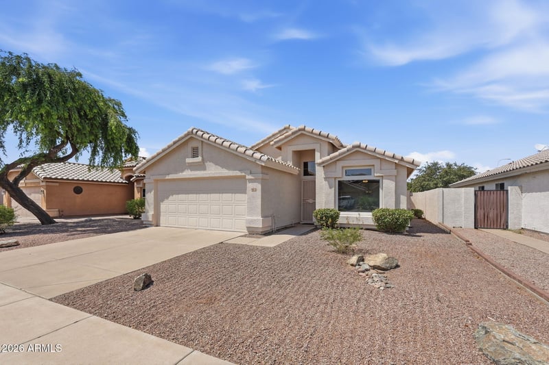 972 E Constitution Dr, Chandler, AZ 85225
