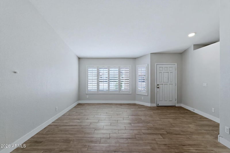 9720 Escuda Dr, Peoria, AZ 85382