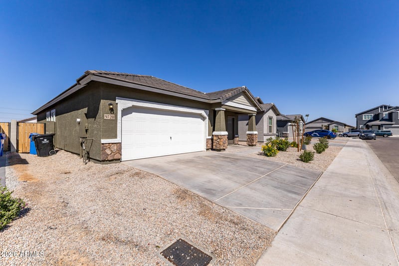 9720 W Odeum Ln, Tolleson, AZ 85353
