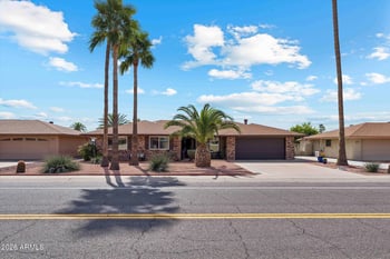 9721 Greenway Rd, Sun City, AZ 85351