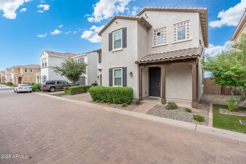 9722 Axle Ave, Mesa, AZ 85212