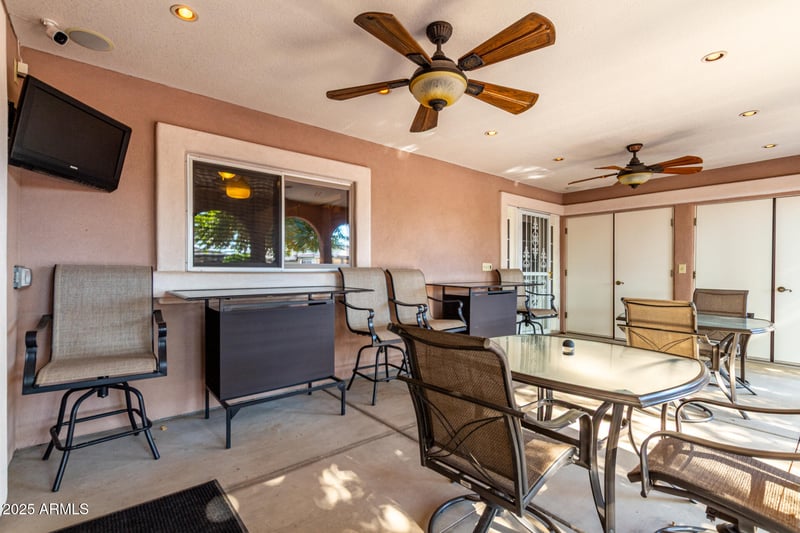 9723 Wrangler Dr, Sun City, AZ 85373