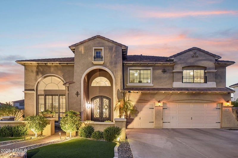 9724 Running Deer Trl, Peoria, AZ 85383