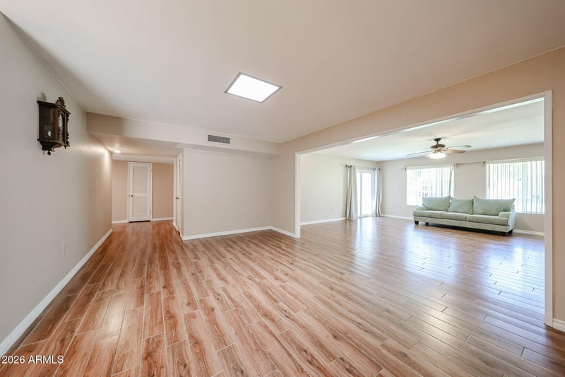 9726 Shasta Dr, Sun City, AZ 85351