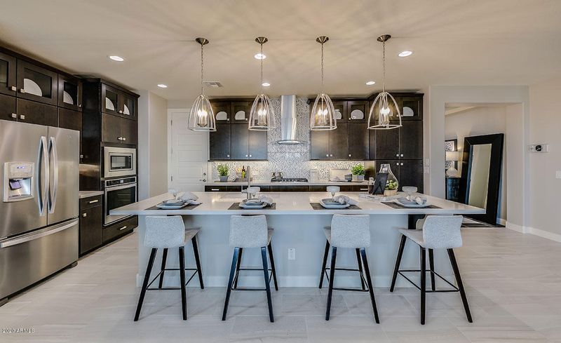 9727 E Tripoli Ave, Mesa, AZ 85212