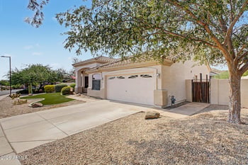 9728 Golden St, Mesa, AZ 85207